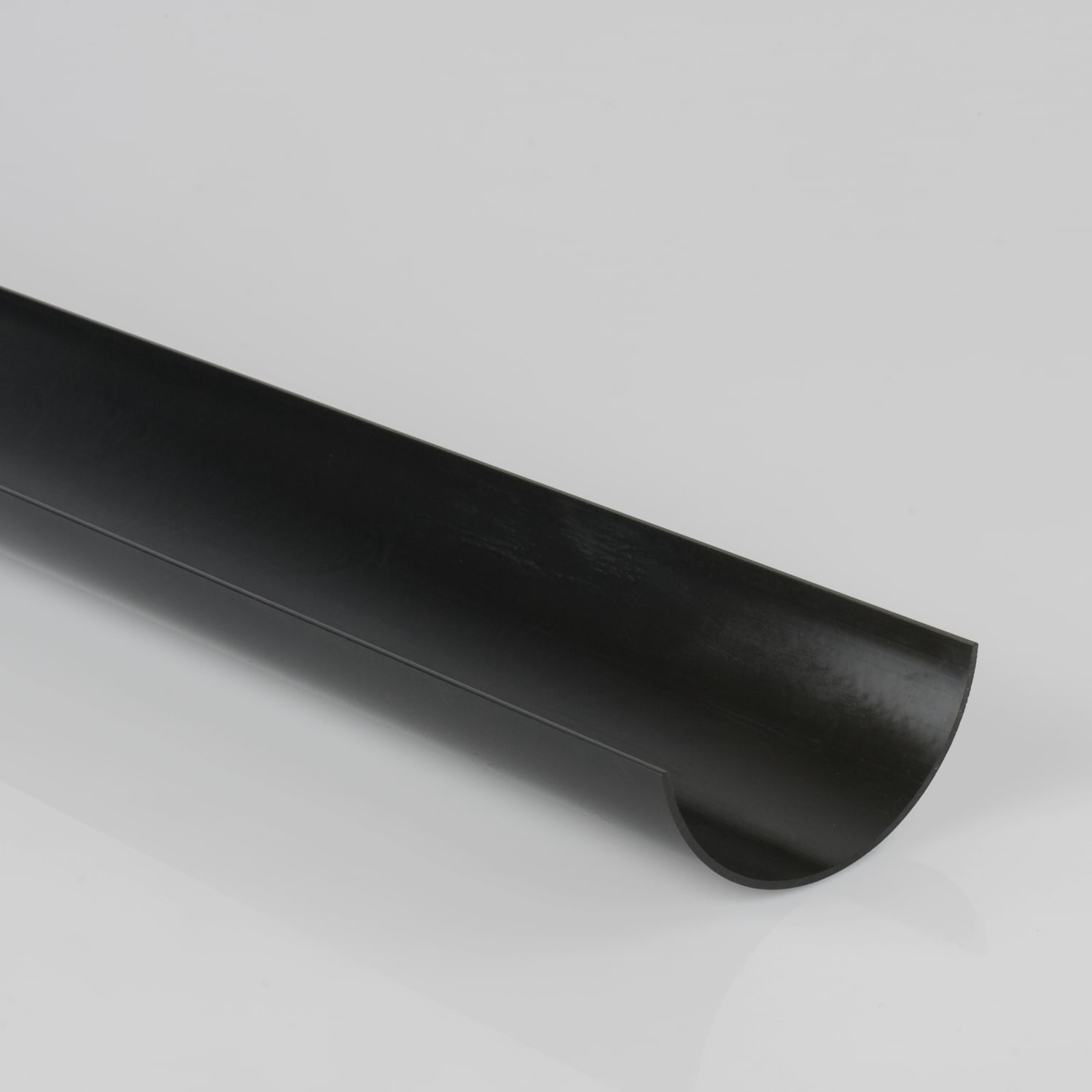 BR041 – 112mm x 2m Roundstyle Gutter