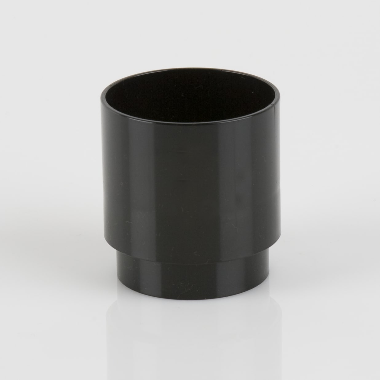 BR206 – 68mm Round Downpipe Connector