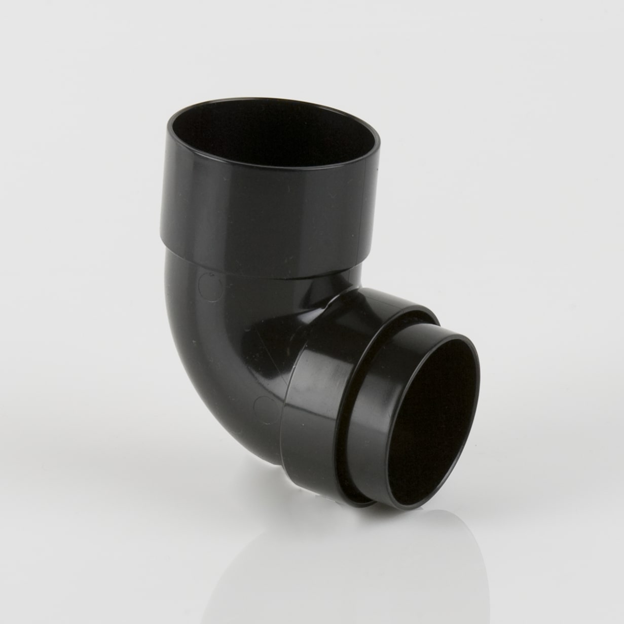 BR208 – 68mm Round Downpipe 92½° Bend