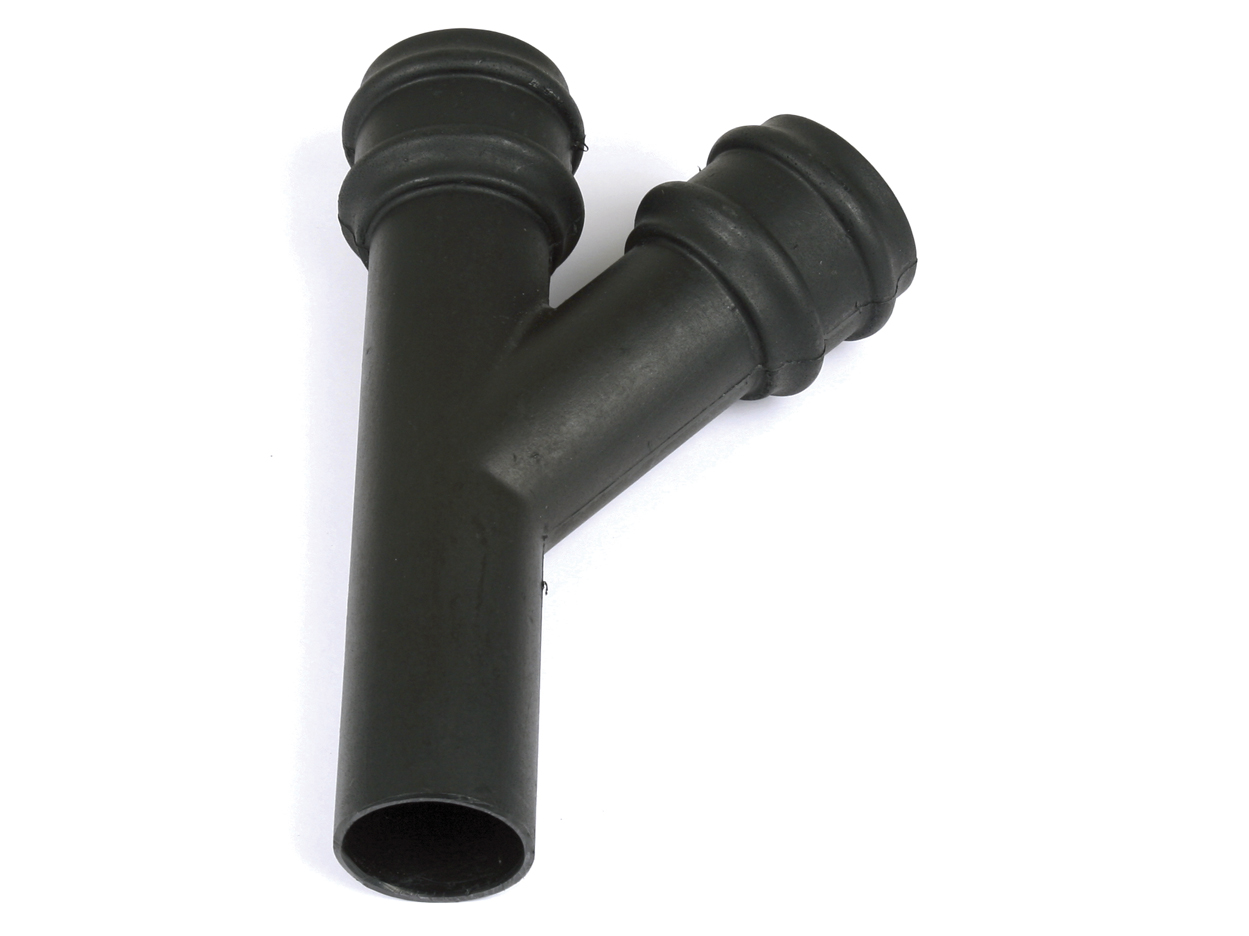 BR220CI – 68mm Round Cast Iron Effect 135° Branch